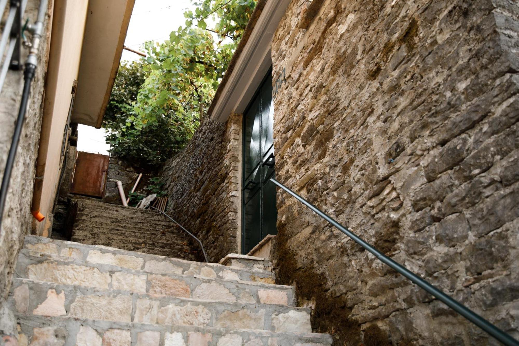 Martin Villa Gjirokastër